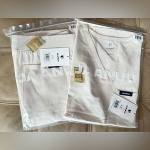 Brand New Jaannu Scrub set in birch color size M